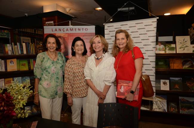 Juju Almeida Magalhães, Tania Tostes Mascarenhas, Bea Machado e Ana Paula Leão Teixeira