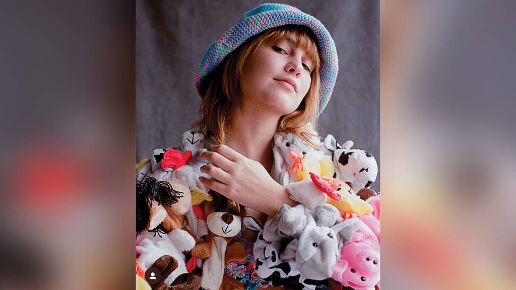 Filha de um dos criadores da Farm, Rafaella Bastos também inventa moda