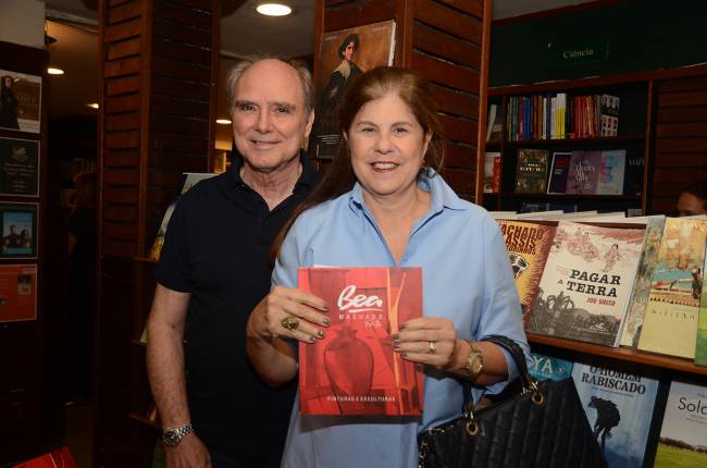 Selmo Marino e Patricia Costa