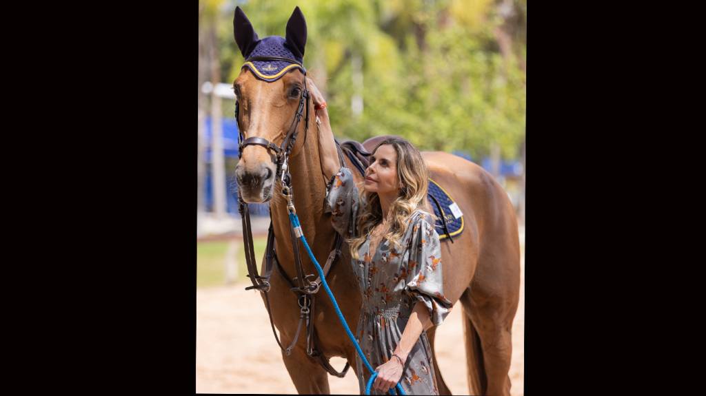 Astrid Monteiro de Carvalho: sucesso inspirado nos cavalos 
