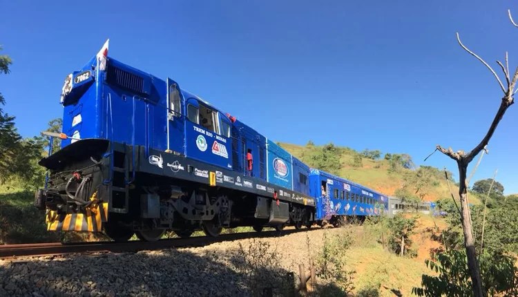 Trem: 15 carros de passageiros e seis locomotivas já comprados