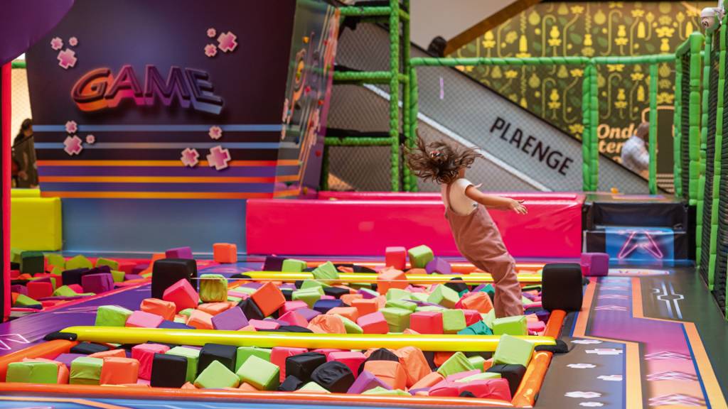 Muita energia! Arena Trampolim anima a criançada no Shopping Tijuca