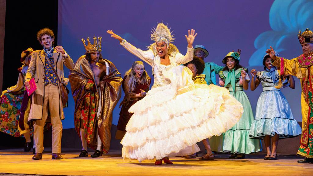 Musical infantil une fábulas de Andersen aos carnavais de Rosa Magalhães