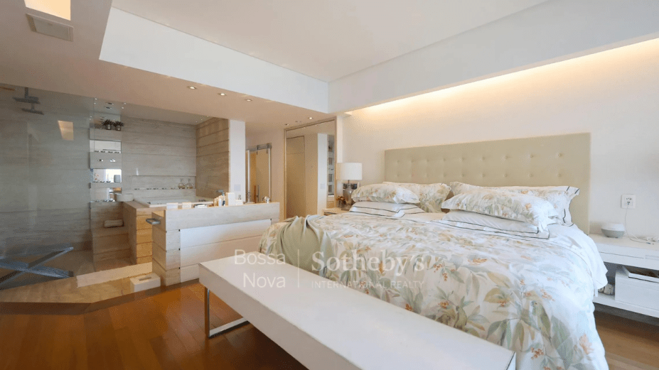 Apartamento de Deborah Secco: à venda por 9 milhões Apartamento de Deborah Secco: à venda por 9 milhões