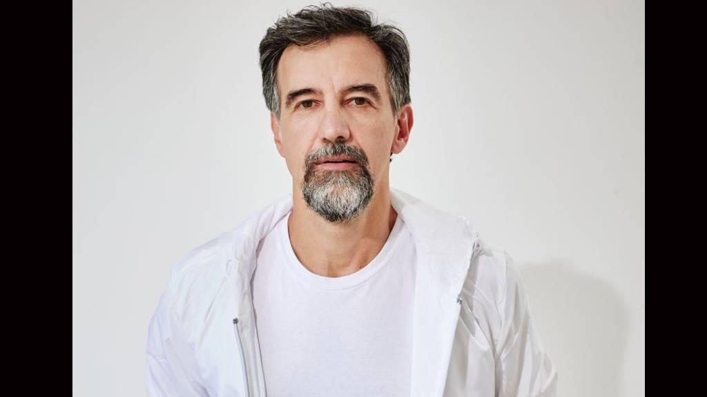 Charles Fricks (ator): “Tive o prazer de atuar como Fernando Gasparian”