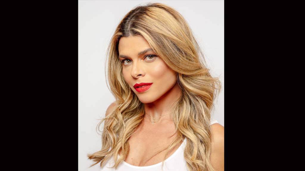 Michele Pin: salão de beleza com funcionárias que sofreram violência