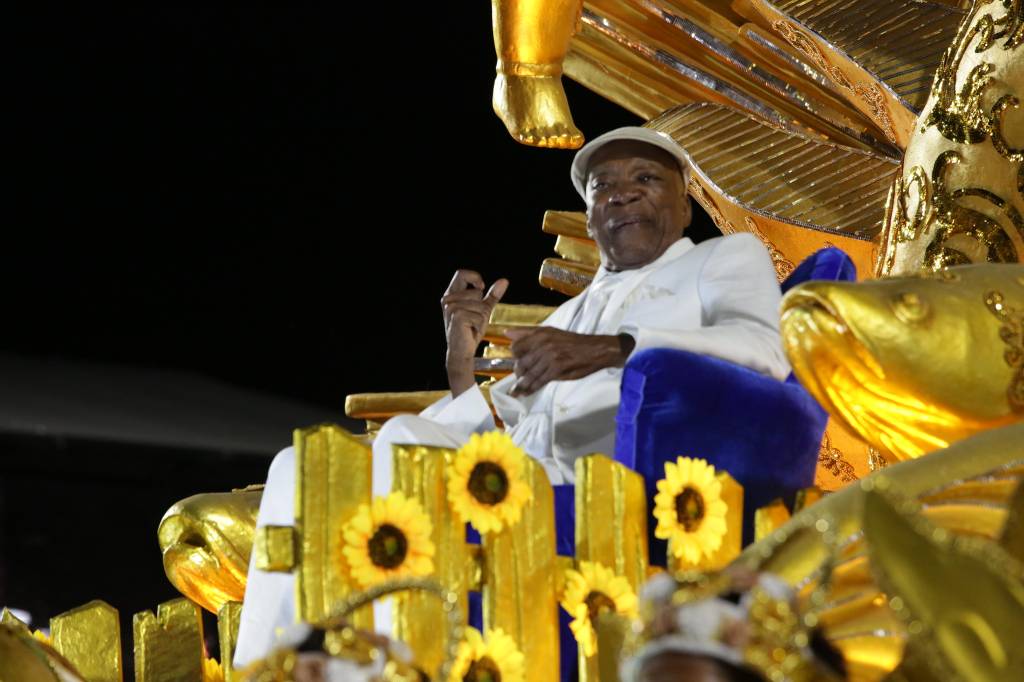 Milton Nascimento recebeu diagnóstico de Parkinson em 2023, revela filho