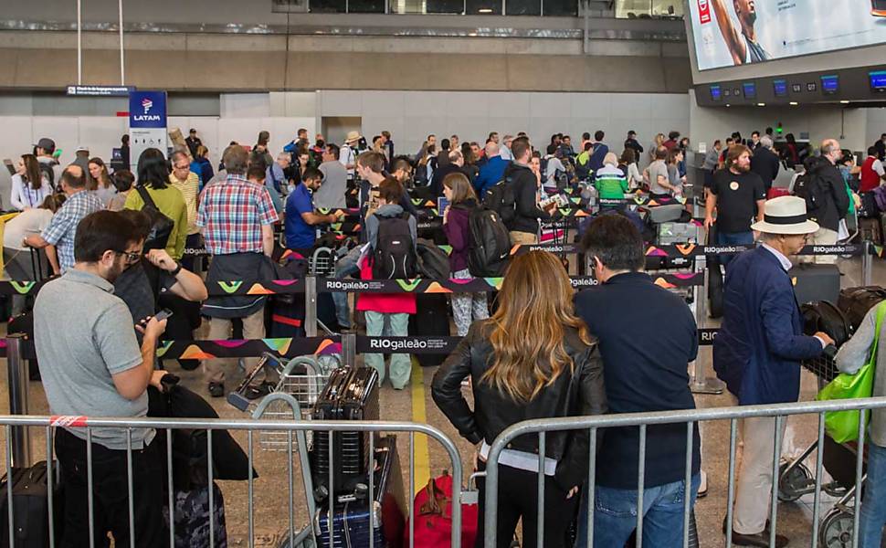 Galeão registra recorde de turistas estrangeiros nos últimos 48 anos