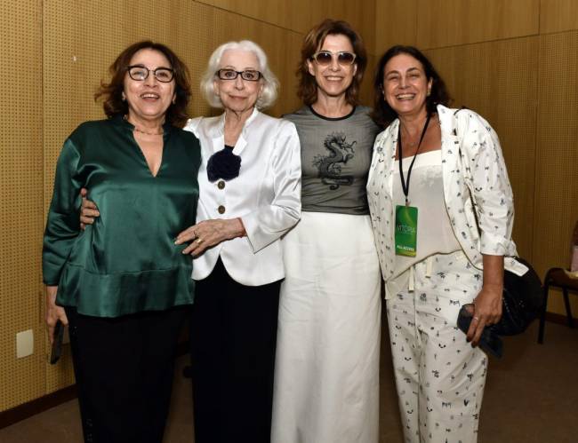 Carmen Mello, Fernanda Montenegro, Fernanda Torres e Anna Luiza Muller