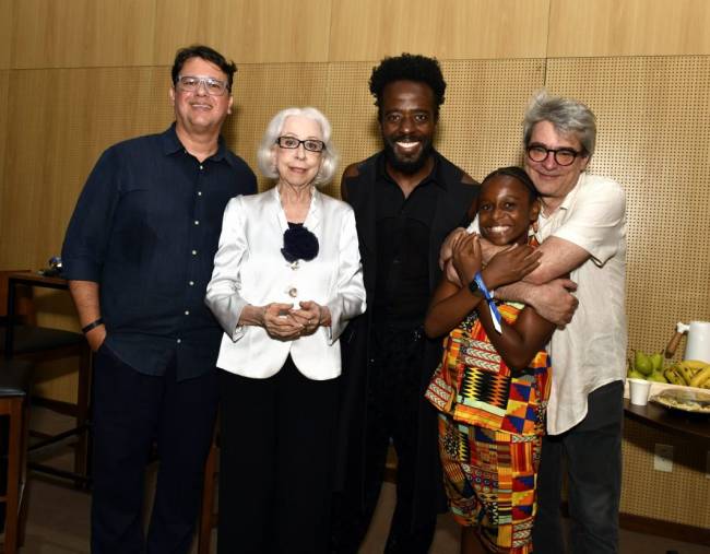 _DSC5639 - Fábio Gusmão , Fernanda Montenegro, Alan Rocha , Thawan Lucas e Andrucha Waddington - Filme VITÓRIA - MARÇO 2025 - CG