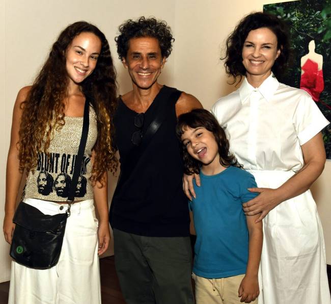 _DSC6866 Família - Cora , Marurício Grecco , Tom e Carolina Kasting - SER CORPO MUITOS VERBOS - MARÇO 2025 - CG