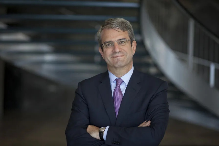 CLT x código de conduta: no BR, o amor pode dar justa causa?