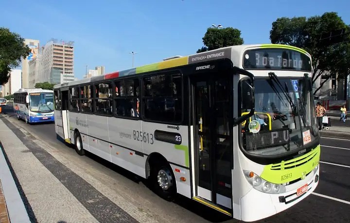 Greve de rodoviários nas zonas Norte e Oeste afeta mais de 50 000 cariocas