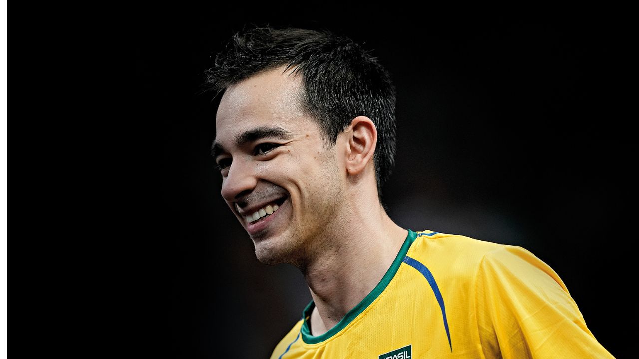 Que venham novos craques: Hugo Calderano inaugura clube de tênis de mesa