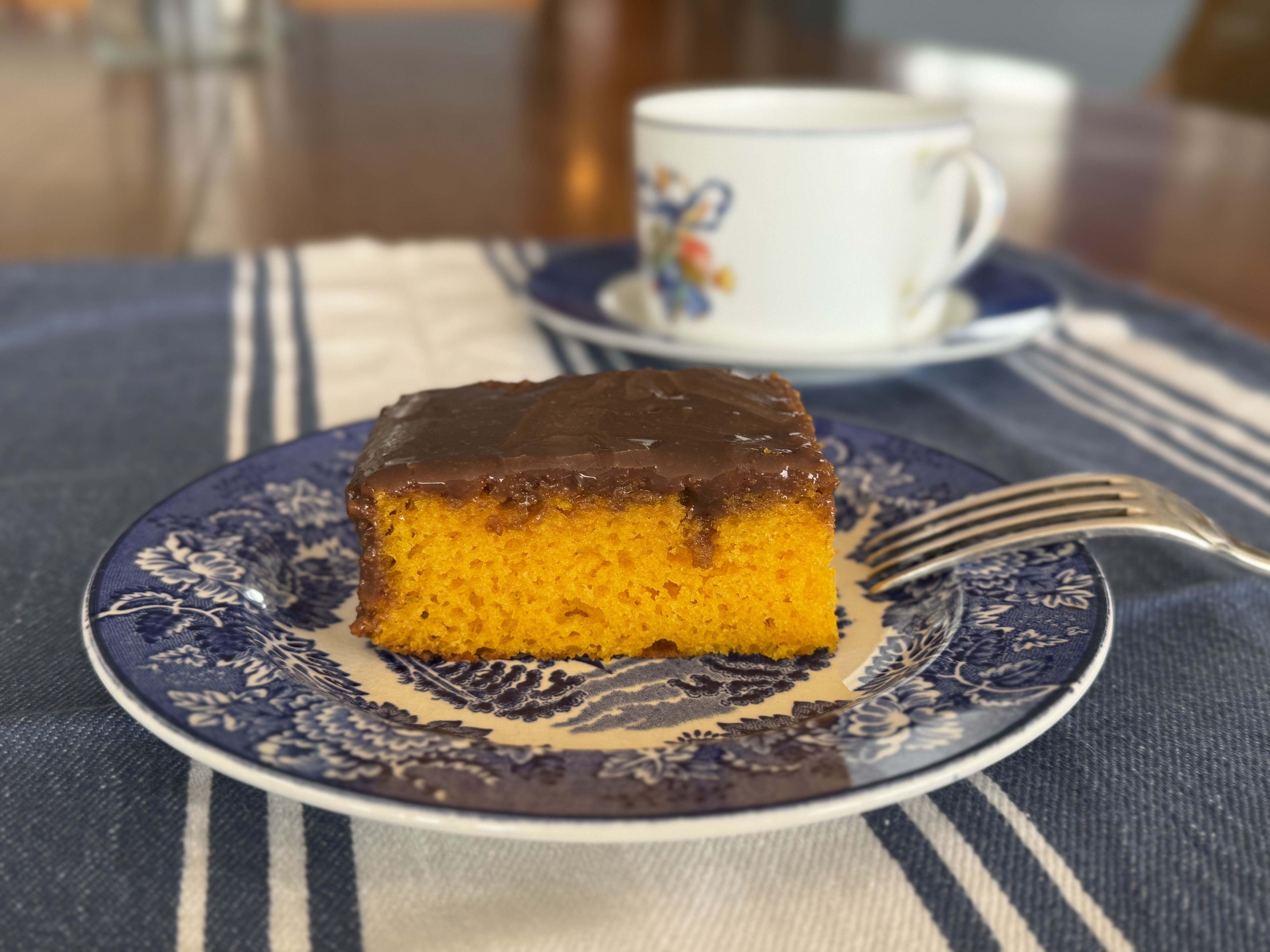 Receita: Bolo de cenoura, uma unanimidade na mesa dos brasileiros