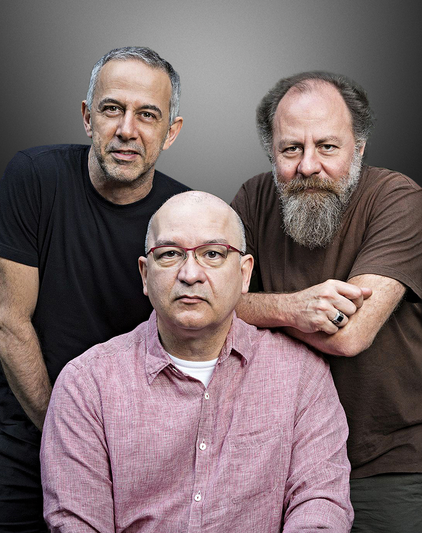 PARALAMAS.jpg
