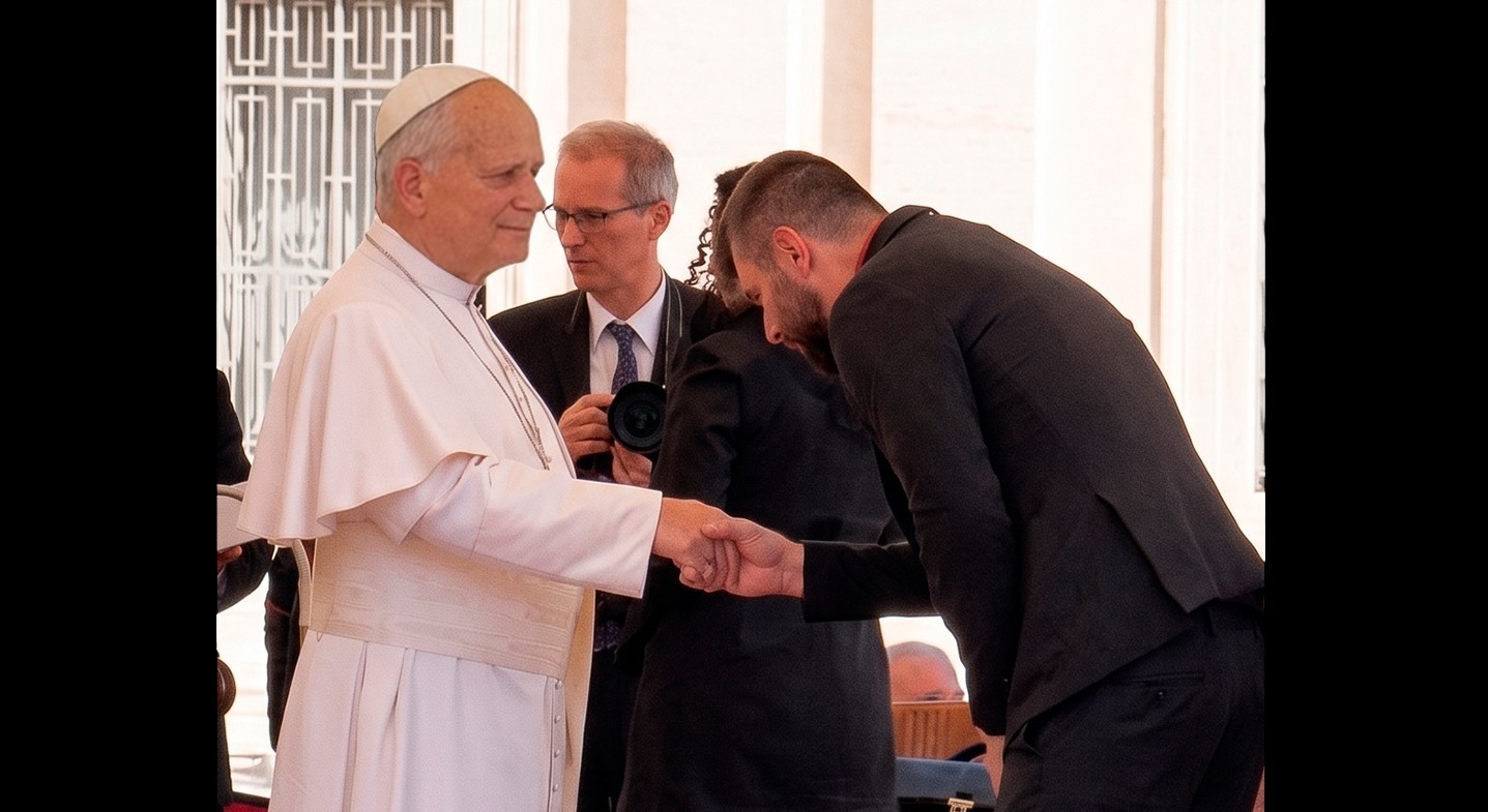 O Rio em Roma: presidente da Asserj entrega manifesto ao Papa