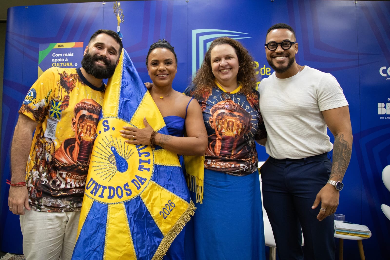Escritora de “A Cabeça do Santo” tem 1º encontro com a Unidos da Tijuca