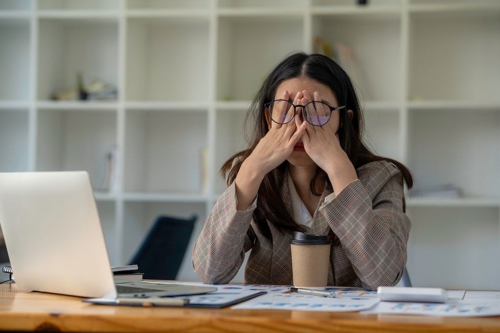 Conheça os sinais silenciosos de esgotamento mental