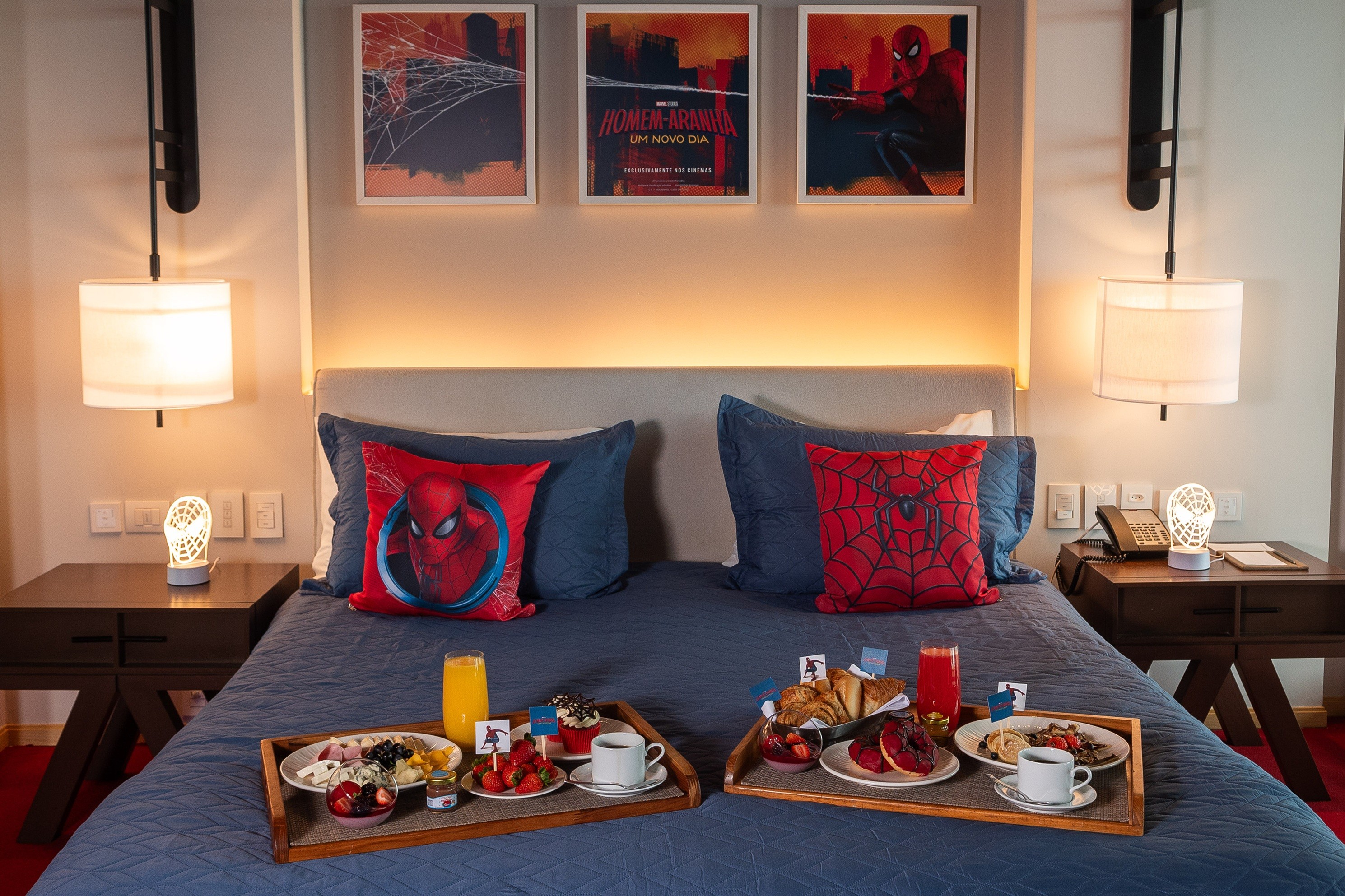 Hotel aposta em quarto temático do Homem-Aranha