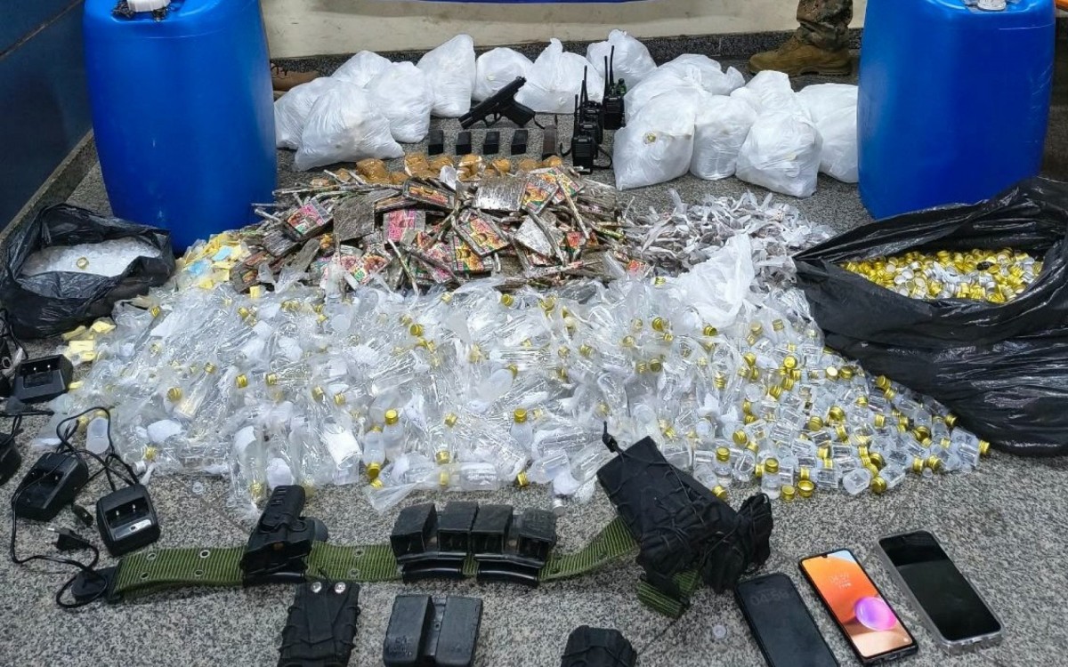 Operação do Bope na Cidade de Deus tem tiroteio e bloqueio de vias